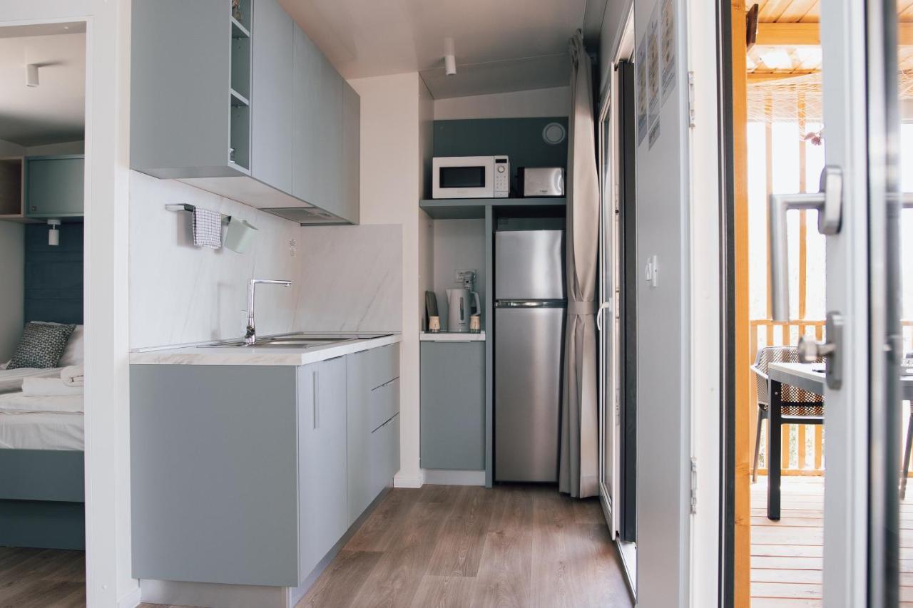 Mobile Homes Selce - Lighthouse Экстерьер фото