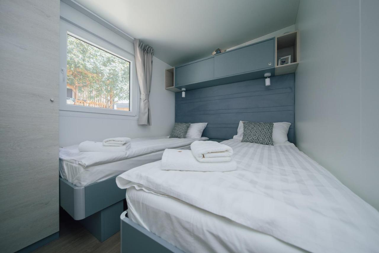 Mobile Homes Selce - Lighthouse Экстерьер фото